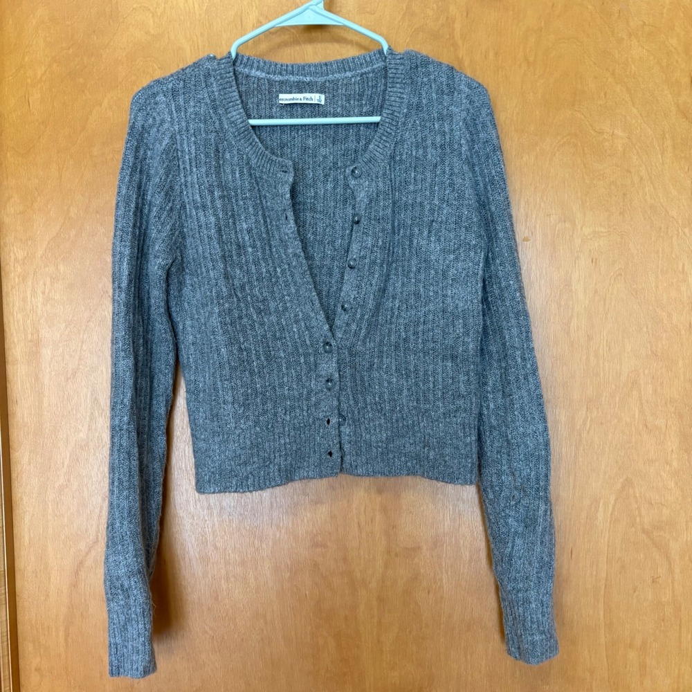 Abercrombie & Fitch Cardigan Womens Small Grey Ribbed Knit Button Front Cropped